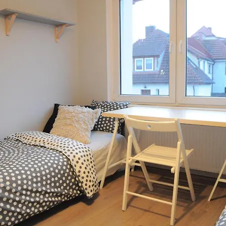 Apartment Mieszkanie 4 Pokojowe Z Ogrodem - Armii Krajowej 1
